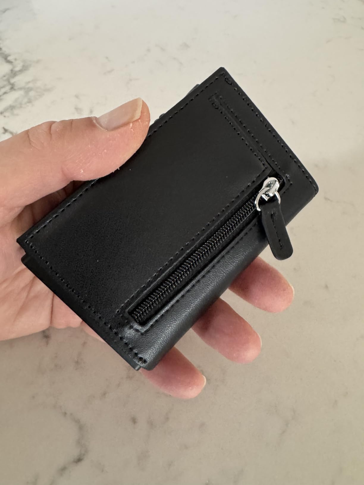 Klein für die Tasche